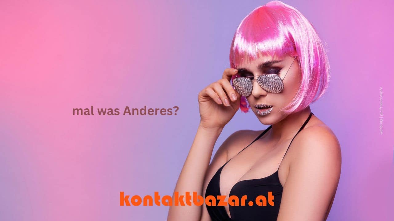 Domina mit rosa Haaren, Sonnenbrille in schwarzem BH